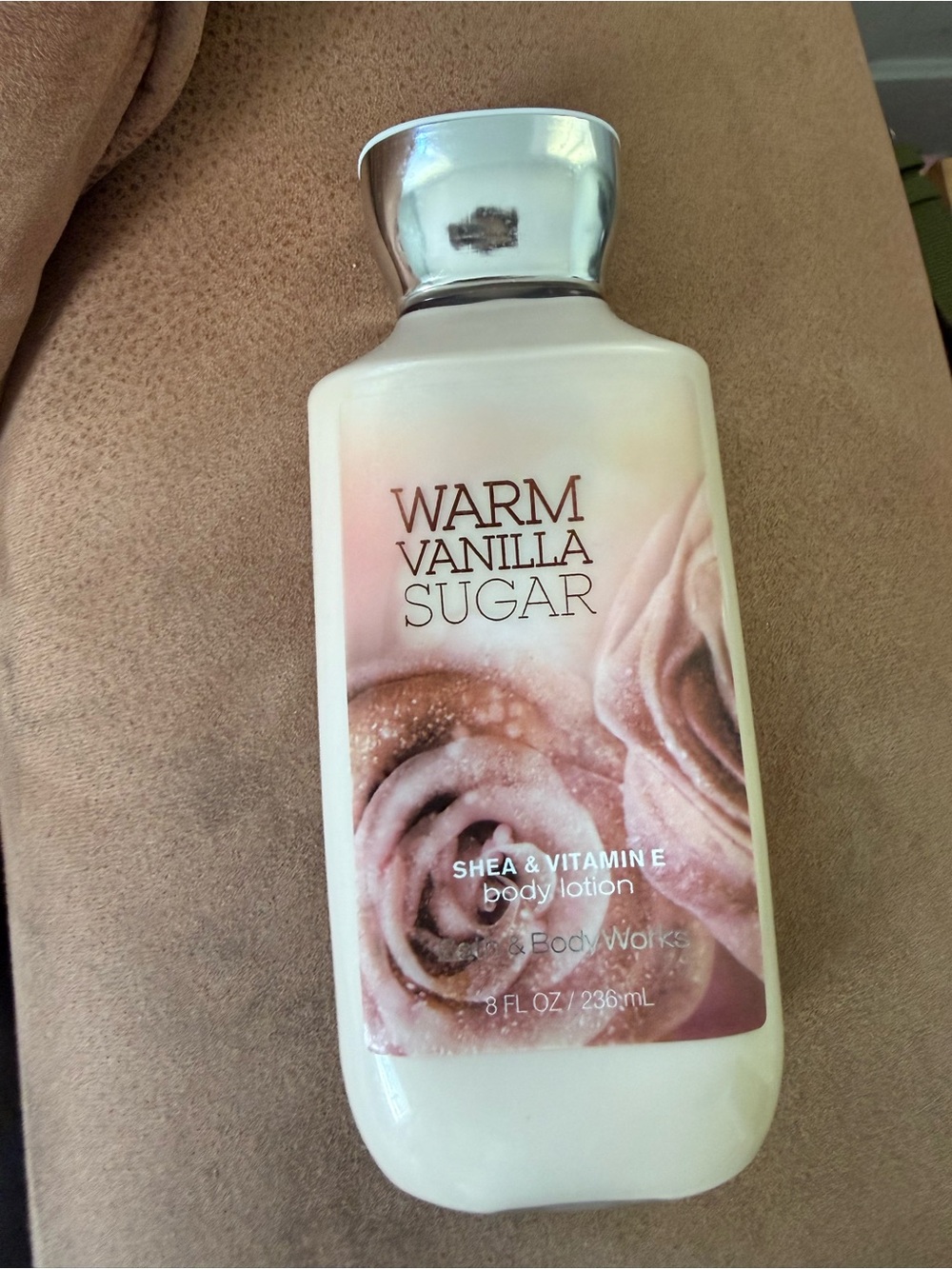Bath & Body Works Warm Vanilla Sugar Body Lotion - Cream & Pink